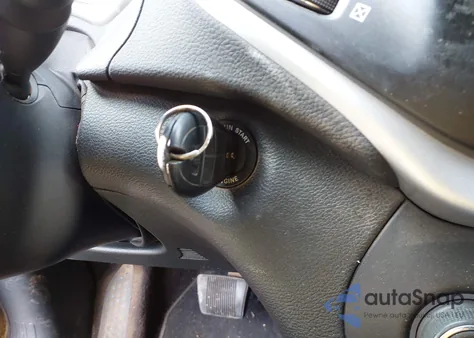 2017 Jeep Cherokee Latitude 4X4 from USA, damaged, VIN 1C4PJMCS1HW666759